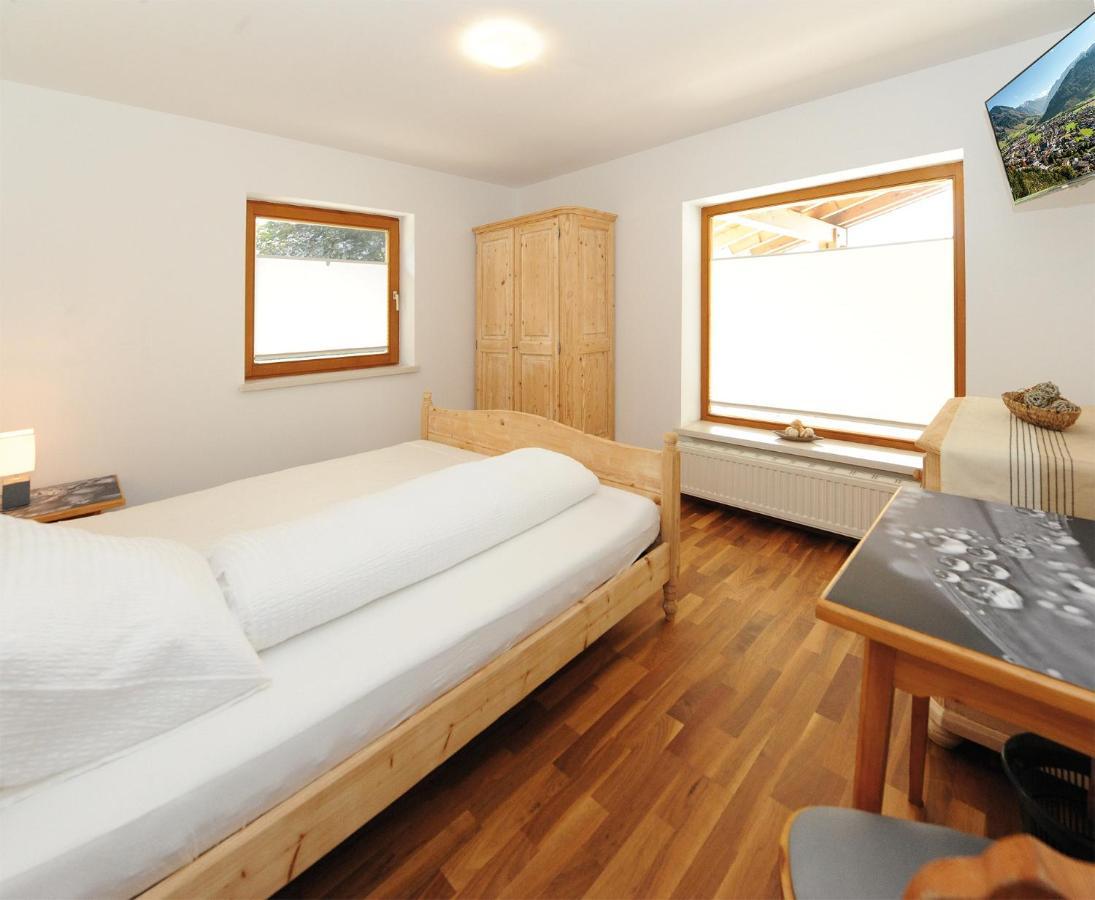 Chalet Gloria - Doppel- Und Mehrbettzimmer Fusch an der Glocknerstraße Dış mekan fotoğraf